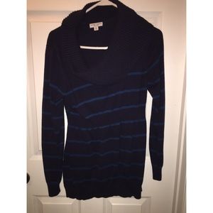 Large neck Maternity Sweater